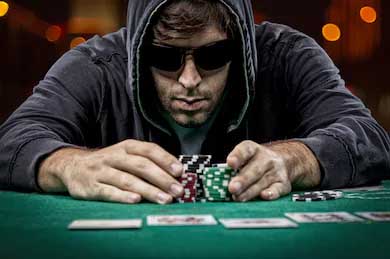 Exploiting players' weaknesses in poker