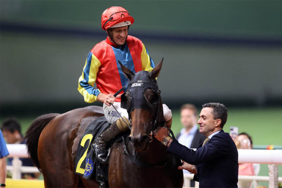 Hugh Bowman and Douglas Whyte had a day out at Happy Valley