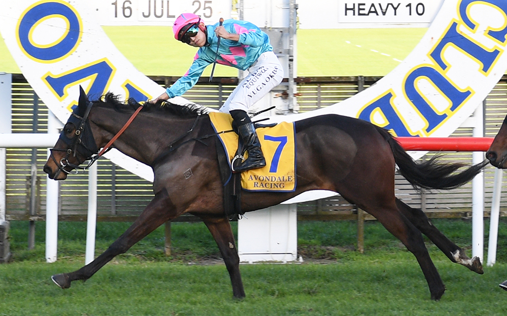 Gina Rose wins for Margaret Falconer