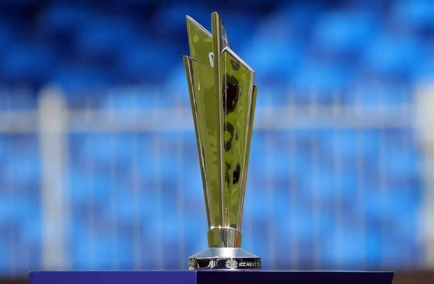 India book T20 World Cup final spot, Kiwis await