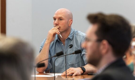 Pocock calls for gambling advertisements reform