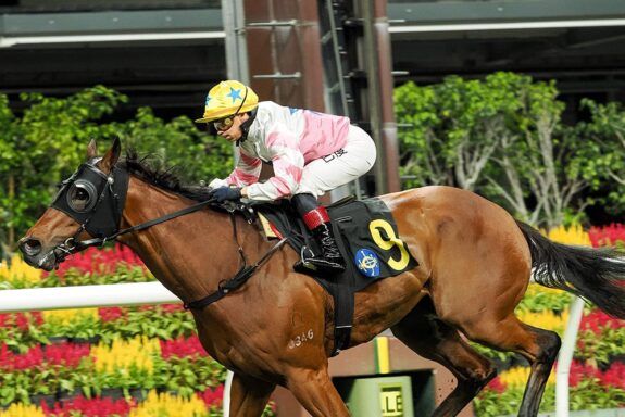 Alexis Badel brings up win 300 onboard Jubilant Winner in Hong Kong racing at Happy Valley on Wednesday night. Picture: Hong Kong Jockey Club.