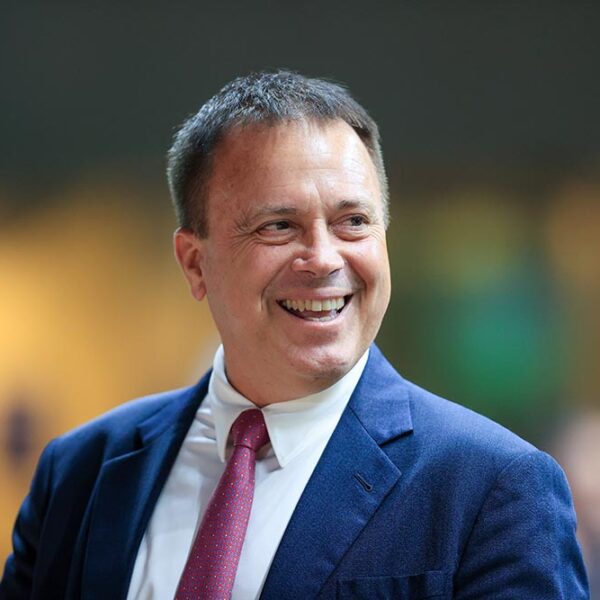 Caspar Fownes is hoping for a strong finish in Hong kong trainers championship