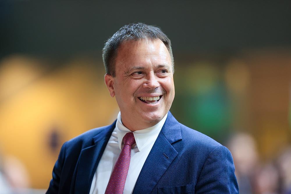 Caspar Fownes is hoping for a strong finish in Hong kong trainers championship