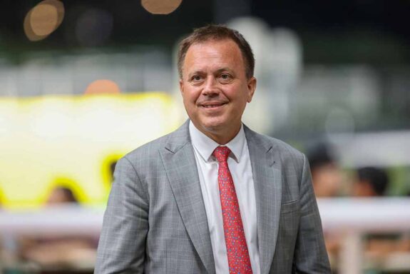 Casper Fownes hits front in HK trainers championship