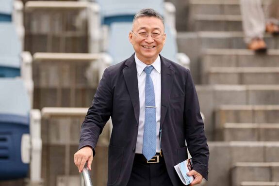 Francis Lui closes gap in Hong Kong trainers' championship