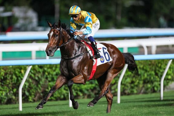 Mr Incredible wins to show potential